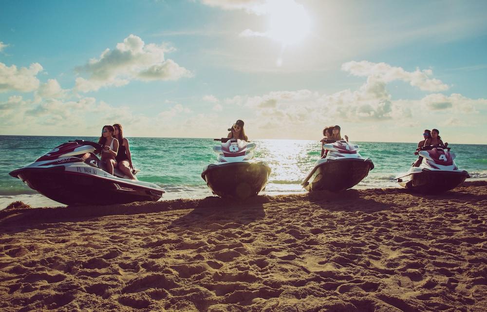 Aqua Hotel & Suites Miami Beach Bagian luar foto