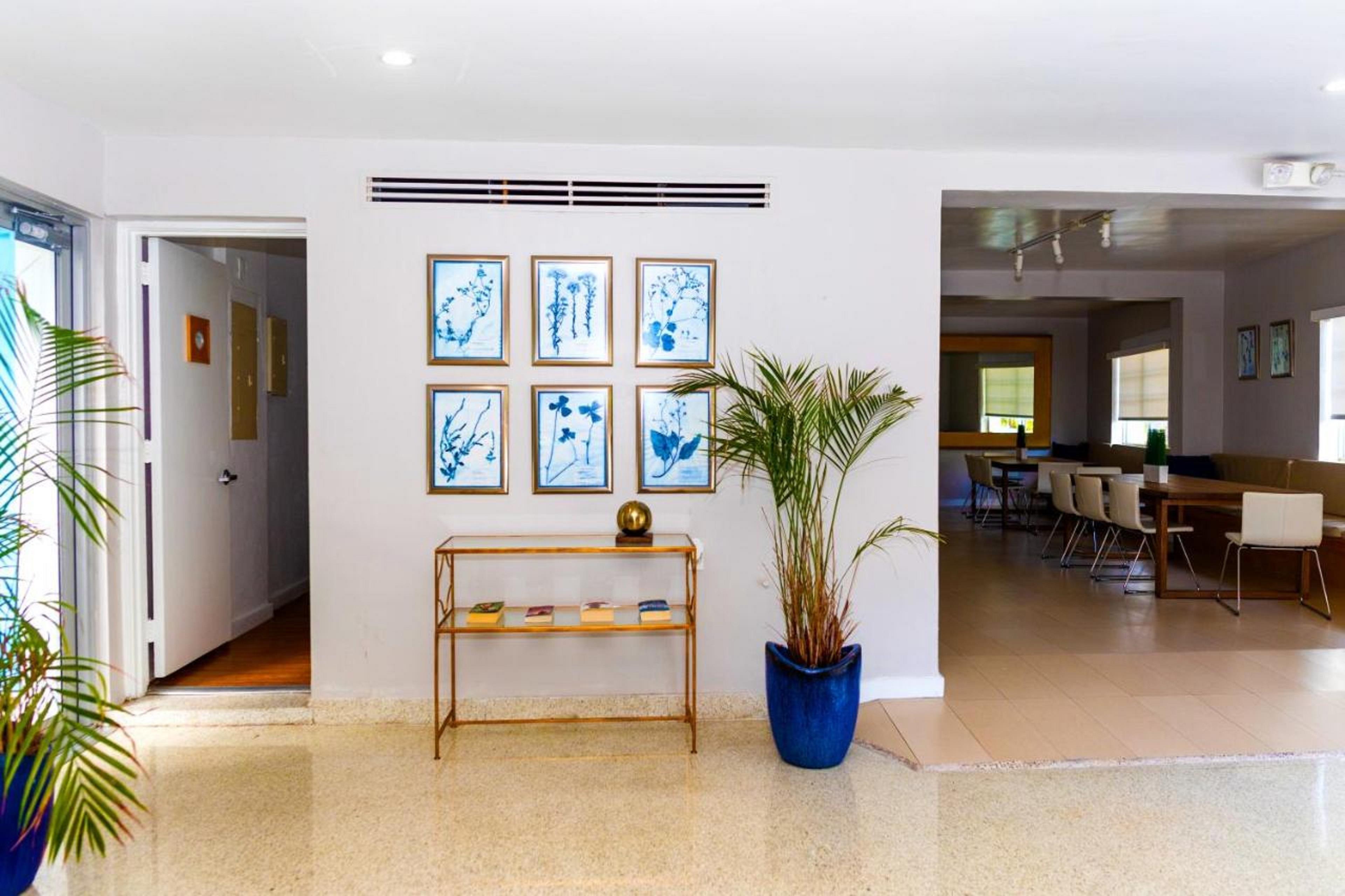 Aqua Hotel & Suites Miami Beach Bagian luar foto